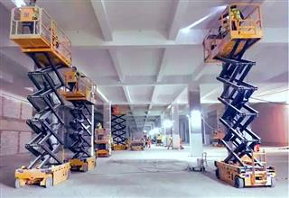 移動(dòng)升降平臺(tái)